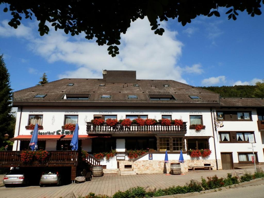 Landhotel Loewen Blumberg Exterior foto